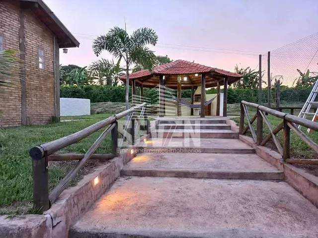 Sítio com 45000m² 6 quartos e 4 banheiros, à venda, no bairro Chácara dos Laranjais em Marília