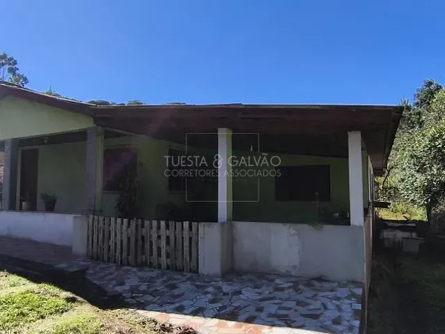 Sítio com 400m² 4 quartos e 2 banheiros, à venda, no bairro Matulão em Tijucas Do Sul