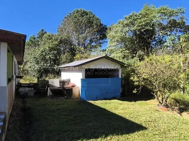 Sítio com 400m² 4 quartos e 2 banheiros, à venda, no bairro Matulão em Tijucas Do Sul