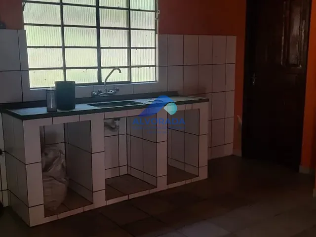 Sítio com 242000m² 4 quartos e 2 banheiros, à venda, no bairro Santa Clara em Jambeiro