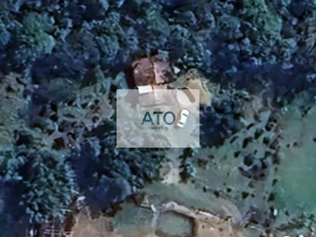 Sítio com 5000m² 2 quartos e 1 banheiro, à venda, no bairro Itinga em Tijucas