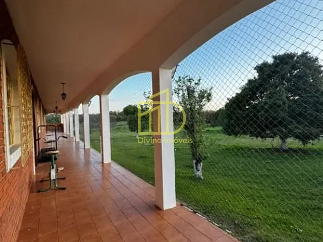 Sítio com 121000m² 4 quartos e 1 banheiro, à venda, no bairro Zona Rural em Tatuí