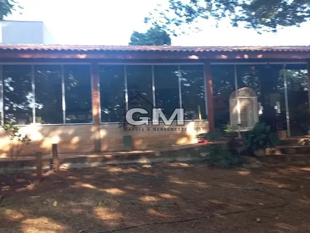 Sítio com 30000m² 2 quartos e 2 banheiros, à venda, no bairro zona rural em Cravinhos