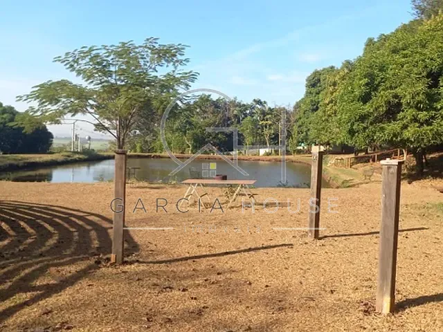 Sítio com 30000m² 2 quartos e 2 banheiros, à venda, no bairro zona rural em Cravinhos