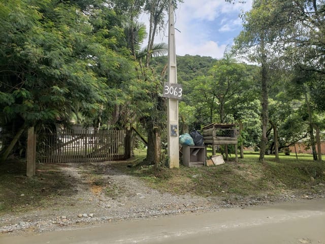 Sítio com 16573m², à venda, no bairro Sertão do Trombudo em Itapema