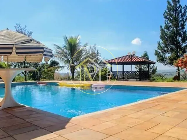Sítio com 36300m² 5 quartos e 4 banheiros, à venda, no bairro Centro em Cesário Lange