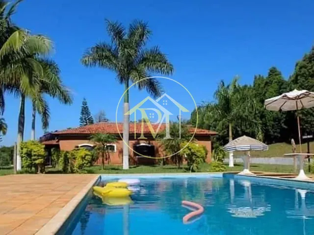 Sítio com 36300m² 5 quartos e 4 banheiros, à venda, no bairro Centro em Cesário Lange