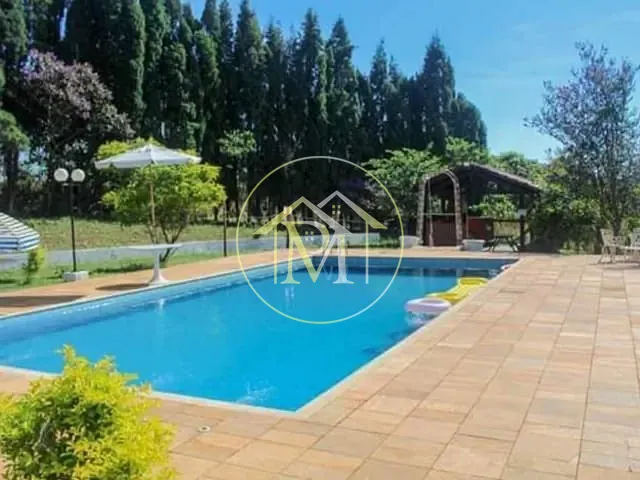 Sítio com 36300m² 5 quartos e 4 banheiros, à venda, no bairro Centro em Cesário Lange