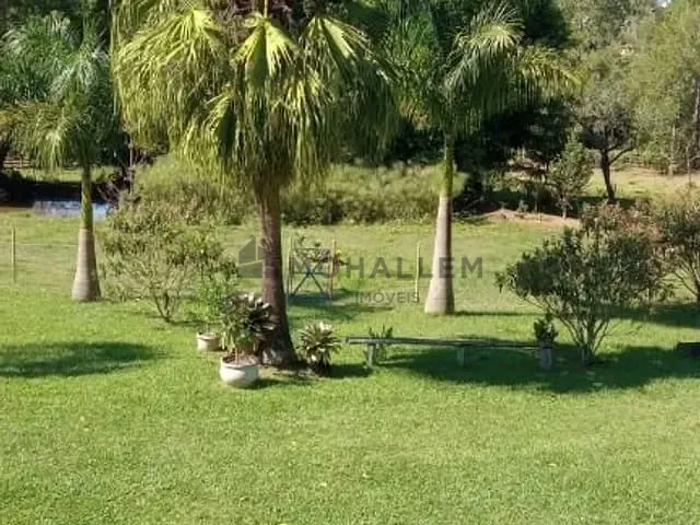 Sítio com 25000m² 5 quartos e 2 banheiros, à venda, no bairro Açude em Piranguinho