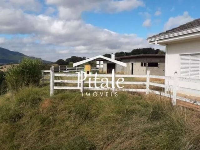 Sítio com 69000m² 6 quartos e 4 banheiros, à venda, no bairro Centro em Extrema