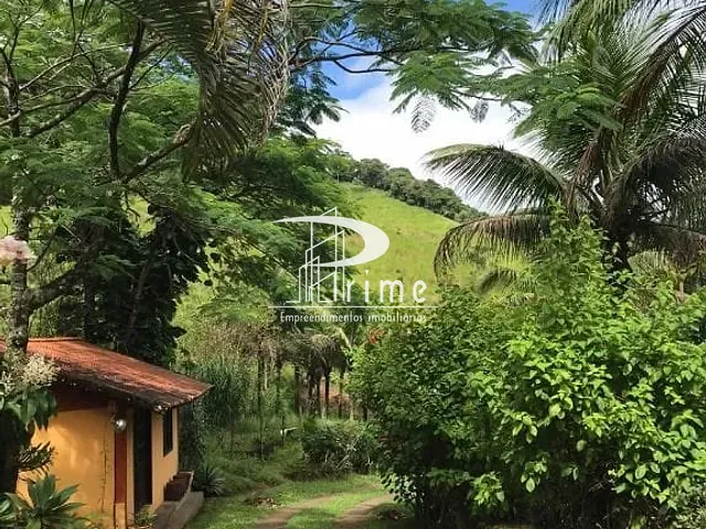 Sítio com 13289400m² 3 quartos e 3 banheiros, à venda, no bairro Cachoeiro de Macaé em Casimiro de Abreu