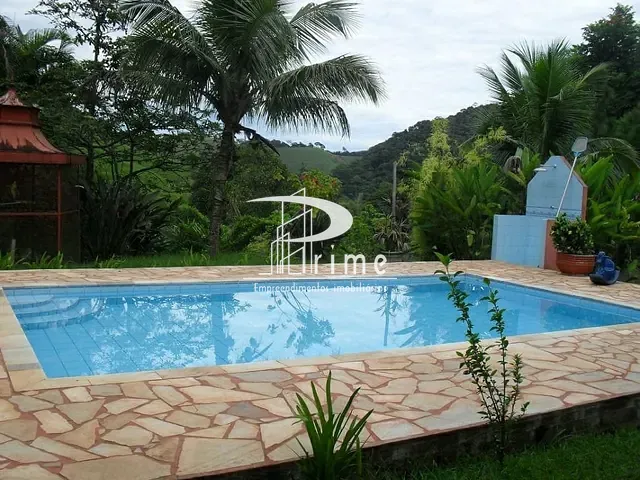 Sítio com 13289400m² 3 quartos e 3 banheiros, à venda, no bairro Cachoeiro de Macaé em Casimiro de Abreu
