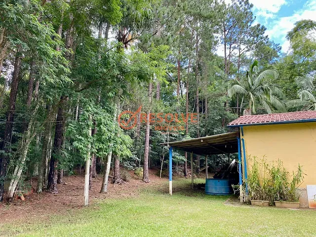 Sítio 2 quartos e 1 banheiro, à venda, no bairro Fukushima em Guararema
