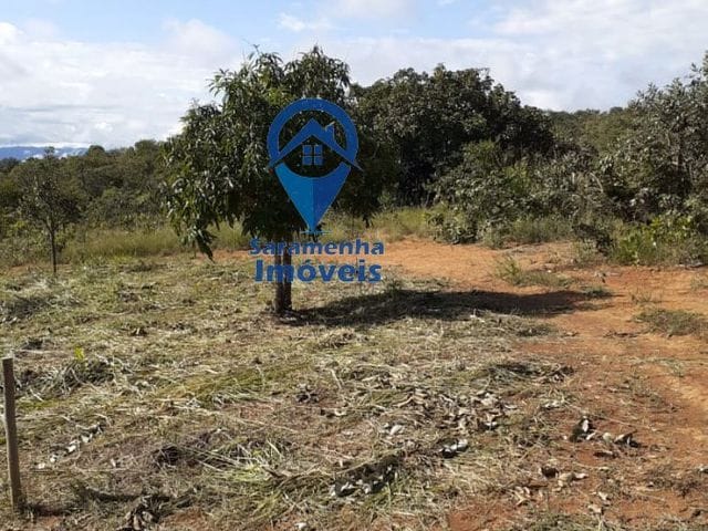 Sítio 2 quartos e 1 banheiro, à venda, no bairro Serra do Cipó em Santana do Riacho