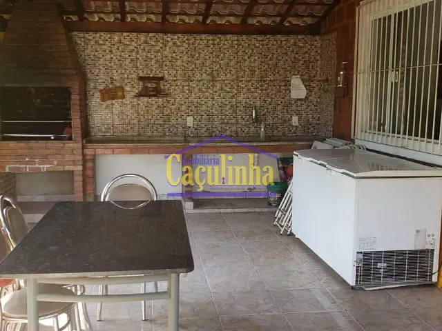 Sítio com 6000m², à venda, no bairro Ipiabas em Barra do Piraí