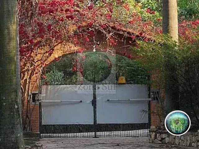 Sítio com 2300m², à venda, no bairro Figueiras em Alumínio