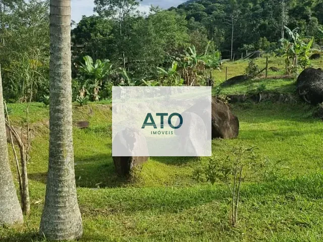 Sítio com 3288m², à venda, no bairro Timbé em Tijucas