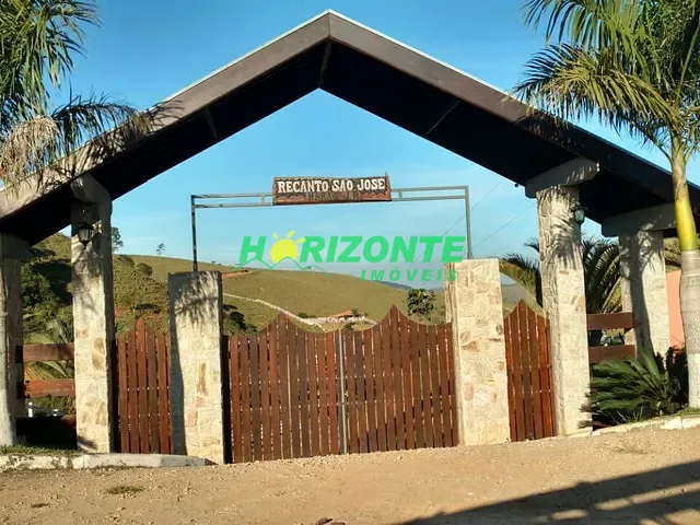 Sítio com 458000m² 3 quartos e 2 banheiros, à venda, no bairro Buquirinha em São José dos Campos