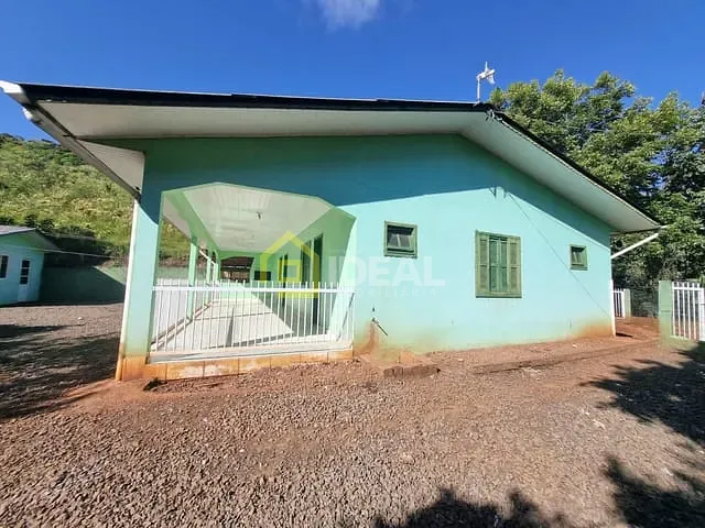 Sítio com 183000m² 3 quartos e 2 banheiros, à venda, no bairro Interior em Concórdia