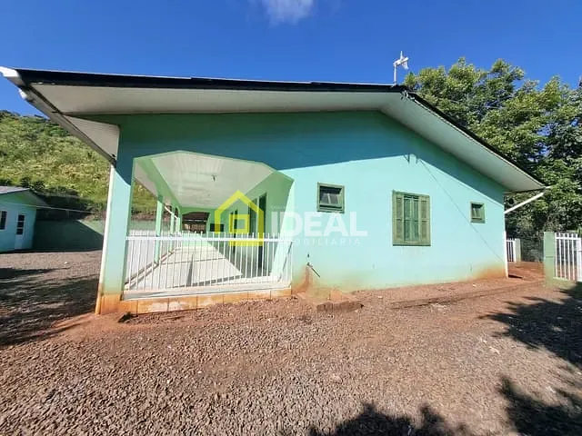 Sítio com 183000m² 3 quartos e 2 banheiros, à venda, no bairro Interior em Concórdia
