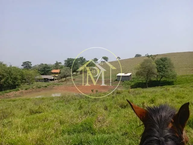 Sítio com 75600m² 4 quartos e 2 banheiros, à venda, no bairro Jardim Santa Rosa em Tatuí