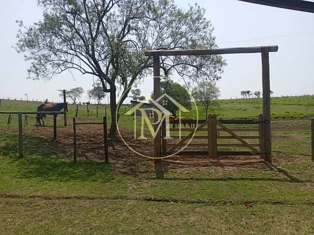 Sítio com 75600m² 4 quartos e 2 banheiros, à venda, no bairro Jardim Santa Rosa em Tatuí