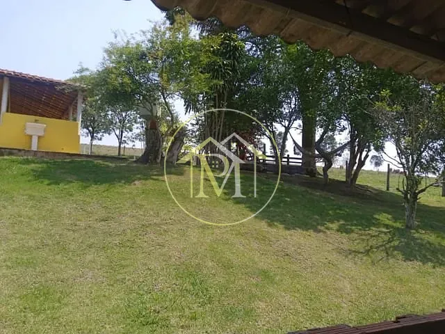 Sítio com 75600m² 4 quartos e 2 banheiros, à venda, no bairro Jardim Santa Rosa em Tatuí