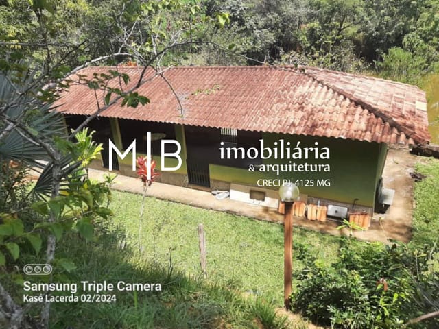 Sítio 1 quarto e 1 banheiro, à venda, no bairro TREVO DE SANTANA em SANTANA DE CATAGUASES