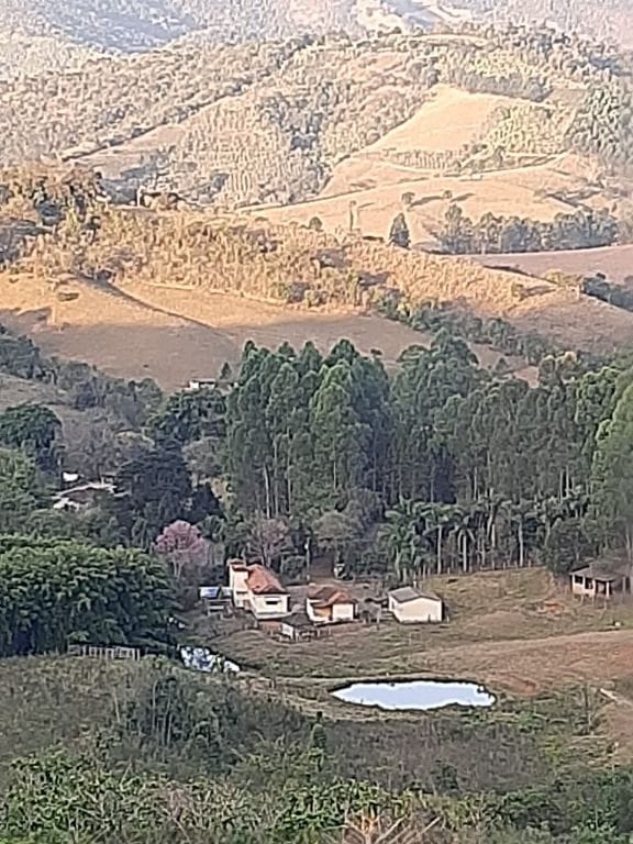 Chácara no Zona Rural, Pedralva