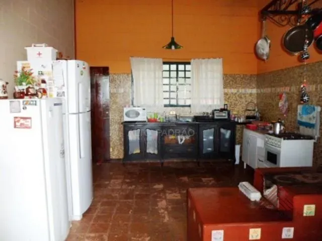 Sítio 3 quartos e 2 banheiros, à venda, no bairro Bairro inválido em Cidade inexistente