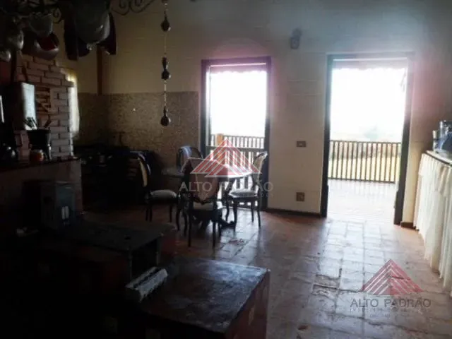 Sítio 3 quartos e 2 banheiros, à venda, no bairro Bairro inválido em Cidade inexistente