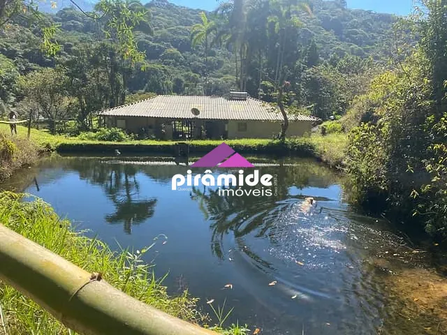 Sítio com 242000m² 6 quartos e 6 banheiros, à venda, no bairro Horto (Morro das Moças) em Ubatuba