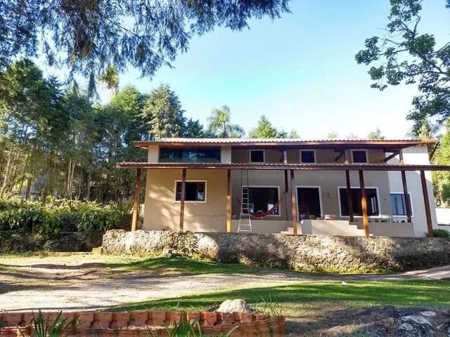 Sítio com 4000m² 1 quarto e 1 banheiro, à venda, no bairro Jardim Villaca em São Roque