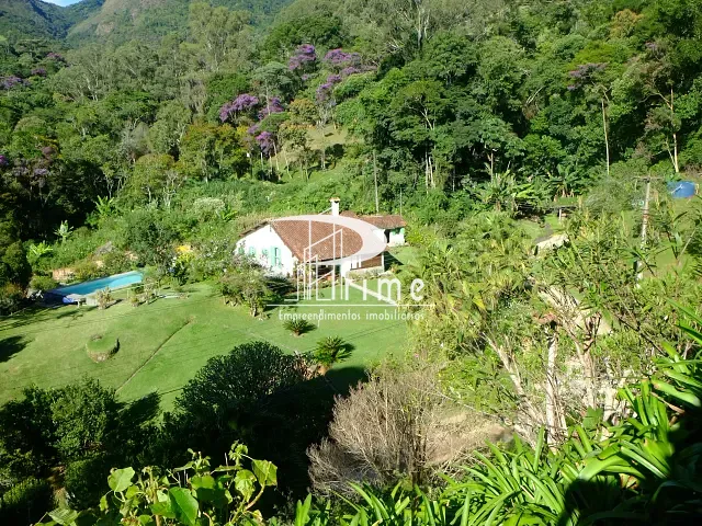 Sítio com 67000m² 4 quartos e 4 banheiros, à venda, no bairro Vargem Grande em Teresópolis