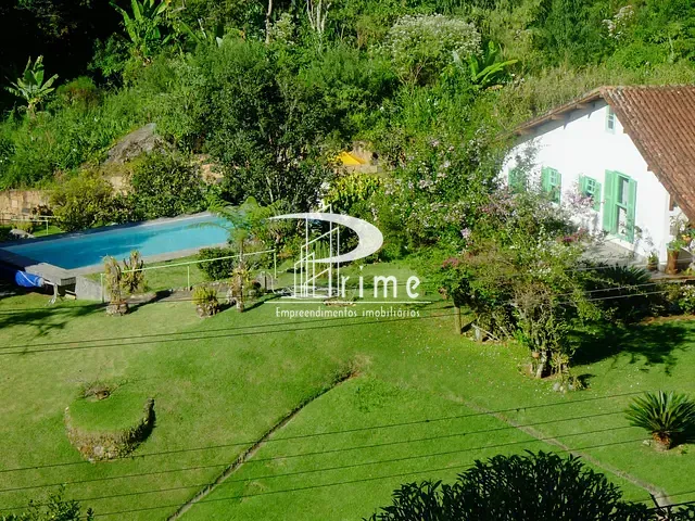 Sítio com 67000m² 4 quartos e 4 banheiros, à venda, no bairro Vargem Grande em Teresópolis