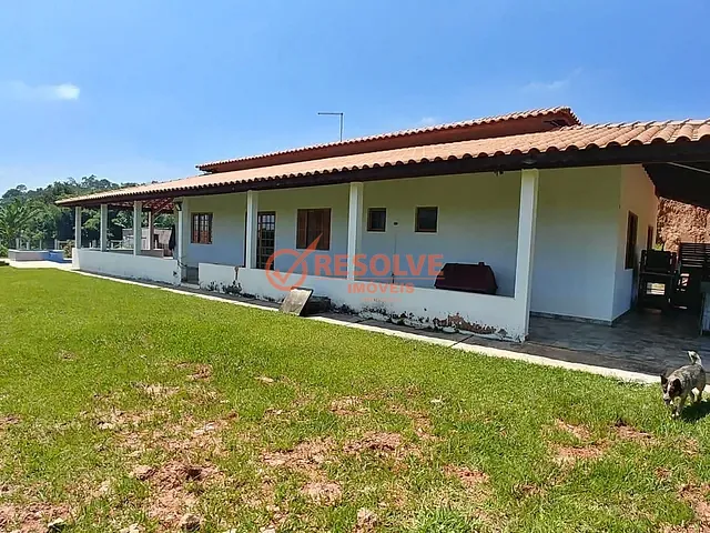 Sítio com 24380m² 4 quartos e 1 banheiro, à venda, no bairro Cachoeira em Santa Branca