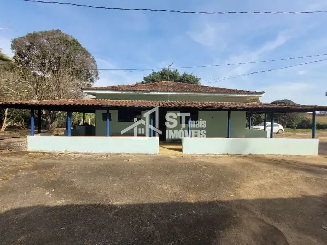 Sítio com 19000m² 3 quartos e 2 banheiros, à venda, no bairro Zona Rural em Andradas