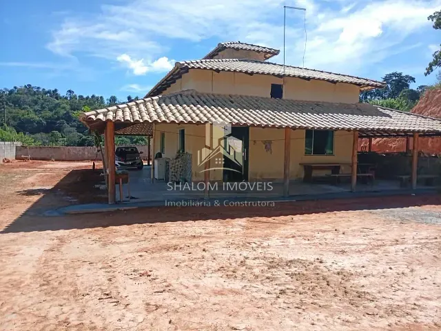 Sítio com 1400m² 2 quartos e 2 banheiros, à venda, no bairro Esmeralda em Pedro Leopoldo