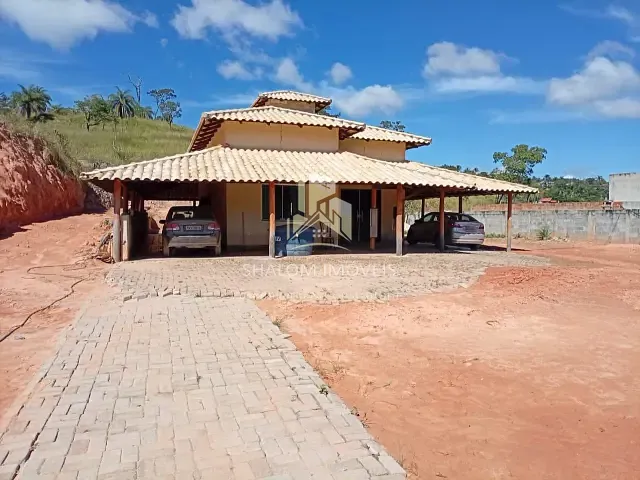Sítio com 1400m² 2 quartos e 2 banheiros, à venda, no bairro Esmeralda em Pedro Leopoldo