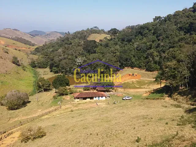 Sítio com 192000m², à venda, no bairro Ipiabas em Barra do Piraí