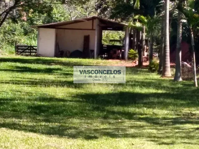 Sítio com 72600m² 3 quartos e 2 banheiros, à venda, no bairro Freitas em São José dos Campos