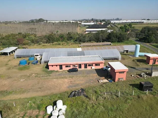 Sítio com 20662m², à venda, no bairro Fundão em Holambra