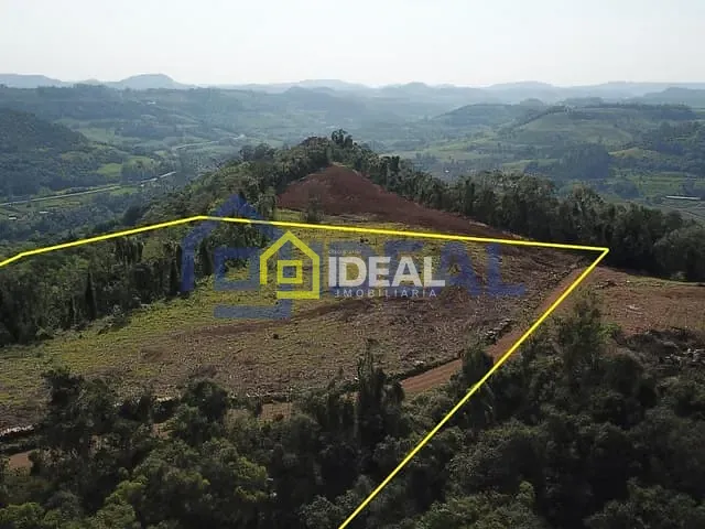 Sítio com 84214m², à venda, no bairro Linha Esperança em Itá