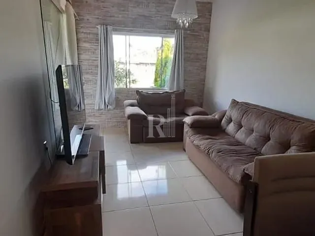 Sítio 5 quartos e 1 banheiro, à venda, no bairro Três Riachos em Biguaçu