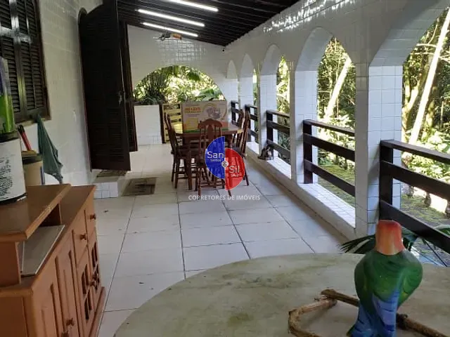 Sítio com 5000m² 4 quartos e 3 banheiros, à venda, no bairro Limoeiro em Guapimirim