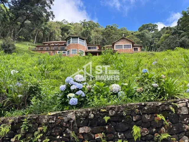 Sítio com 217800m² 5 quartos e 5 banheiros, à venda, no bairro Zona Rural em Andradas