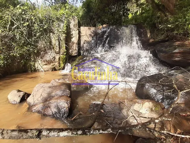 Sítio com 624000m², à venda, no bairro Centro em Barra do Piraí