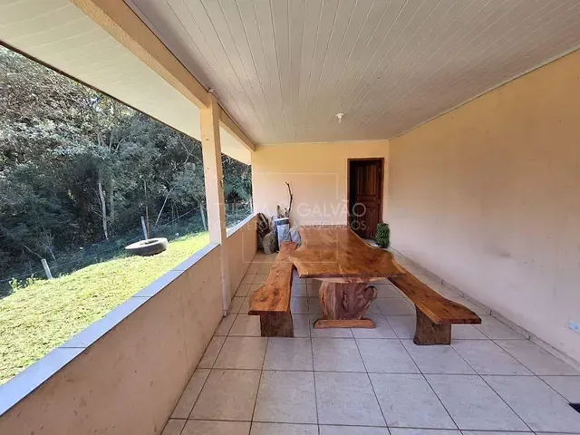 Sítio com 70m² 3 quartos e 1 banheiro, à venda, no bairro Capivari em Colombo