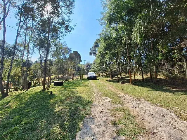 Sítio com 70m² 3 quartos e 1 banheiro, à venda, no bairro Capivari em Colombo