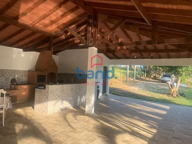 Sítio com 20400m² 2 quartos e 3 banheiros, à venda, no bairro Zona Rural em Porto Feliz